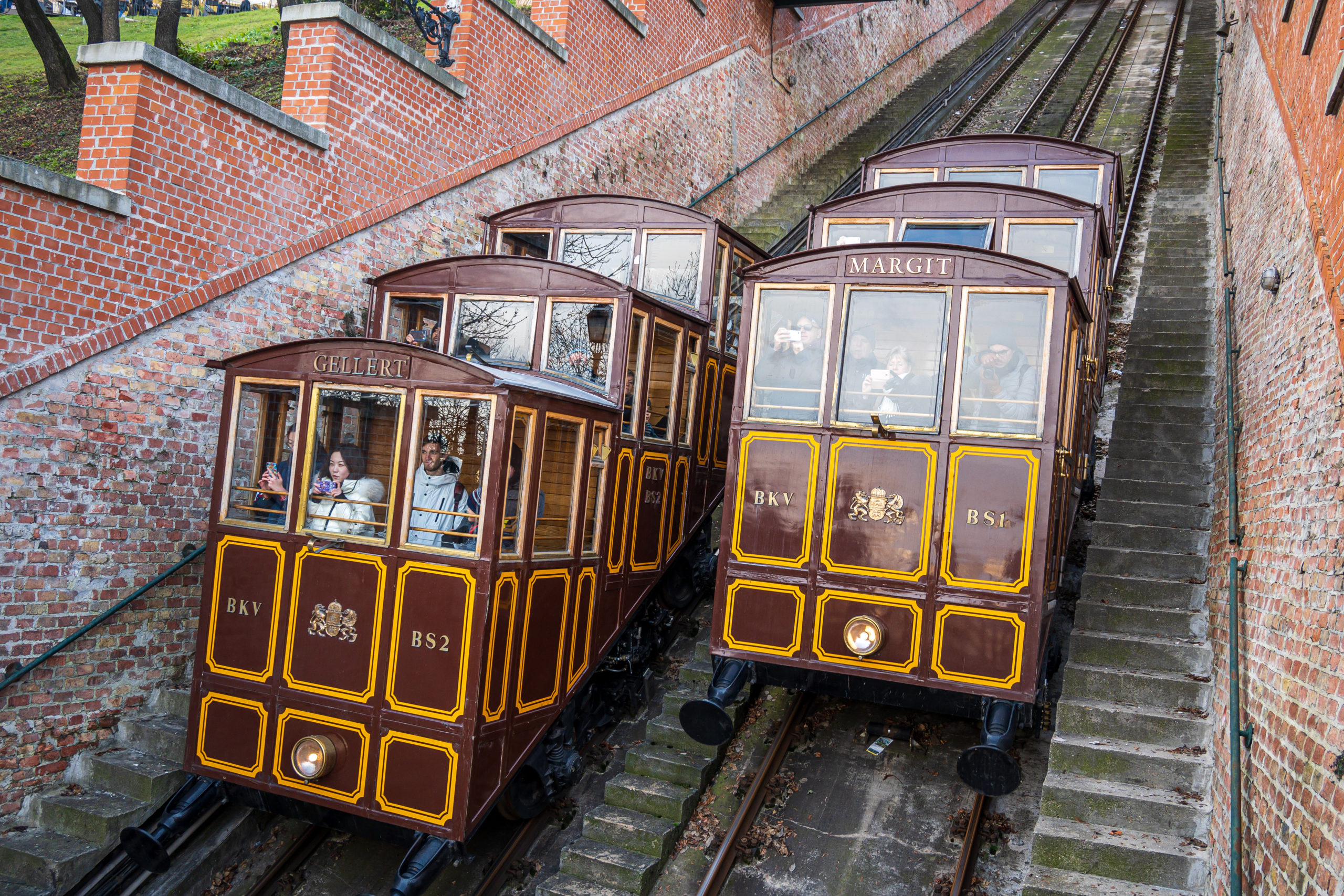 Buda-Castle-Funicular